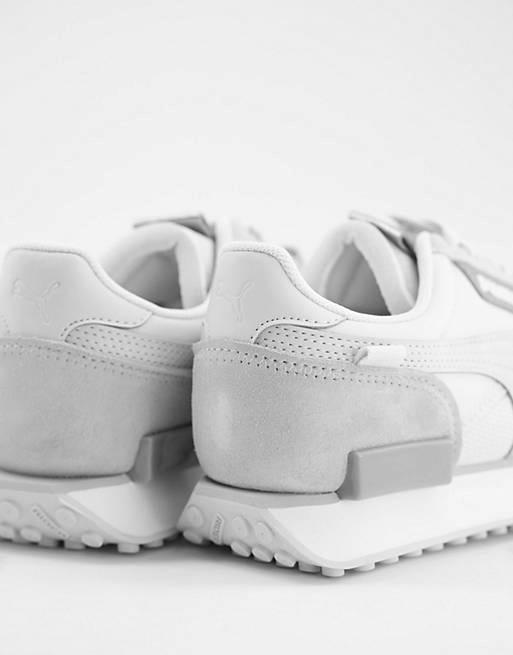 Pink Puma Future Sneakers photo 2