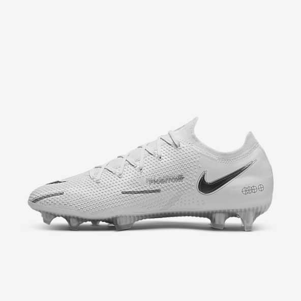 Buying Guide For Nike Football Boots image 5