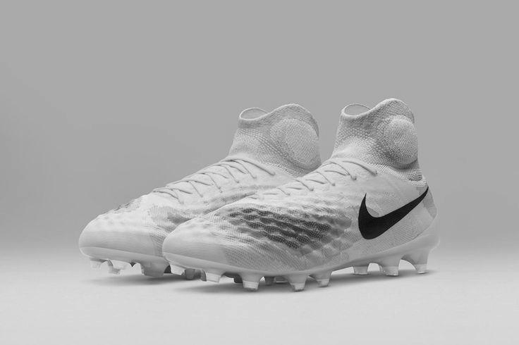 Nike Magista Football Cleat image 0